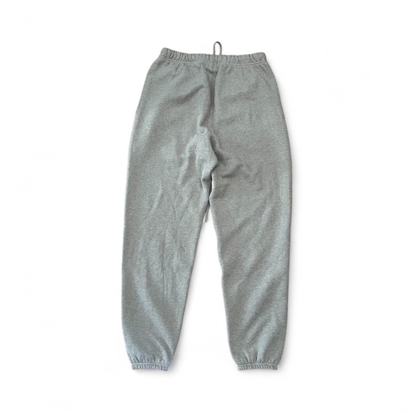 AUTHENTIC Fear of God ESSENTIALS Crest Essential Sweatpants Sz M - SOLD OUT - - Picture 3 of 13